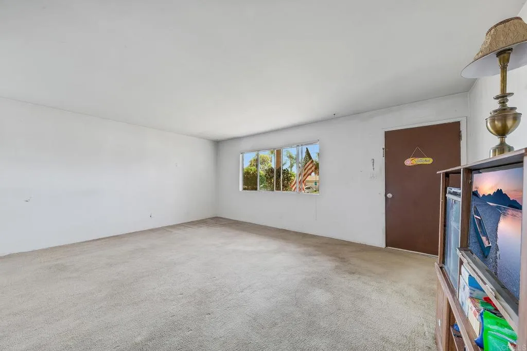 4224 Jonathon Place, Oceanside, CA 92056 - Photo 5 of 28, Oceanside, CA