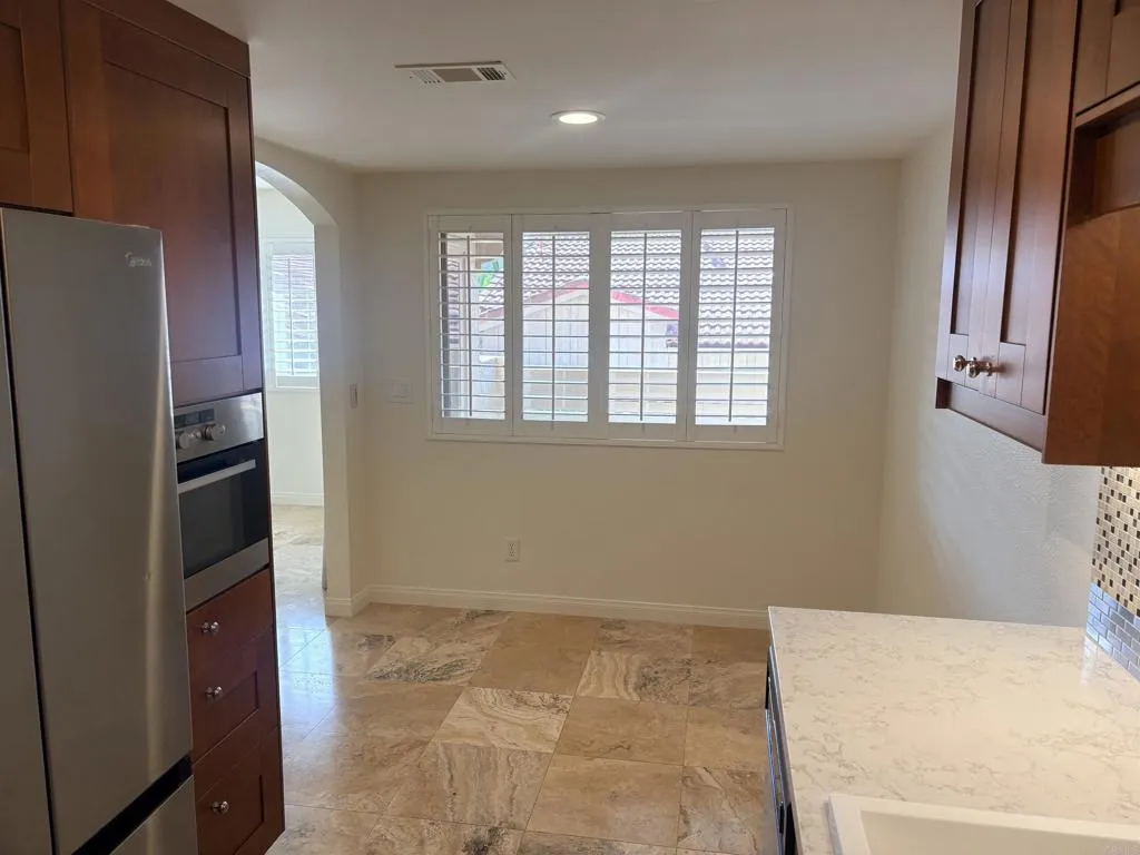 2352 Altisma Way Unit 9, Carlsbad, CA 92009 - Photo 4 of 14, Carlsbad, CA