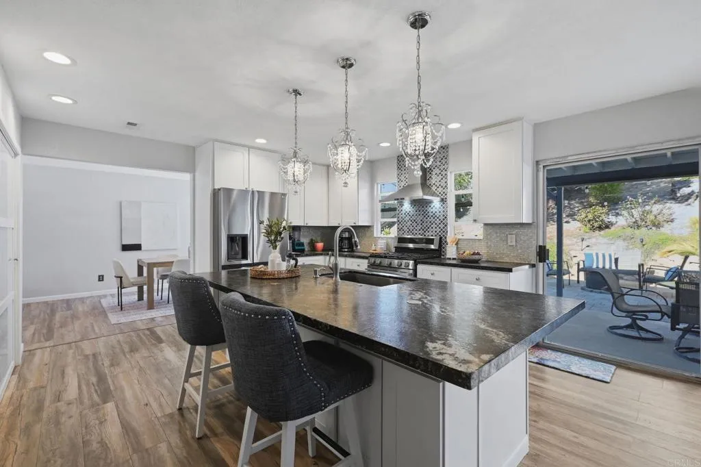 https://cdn.realtyfeed.com/cdn/127/307068914/2d51850b0c2a173e0d4b27786b0cebae.webp