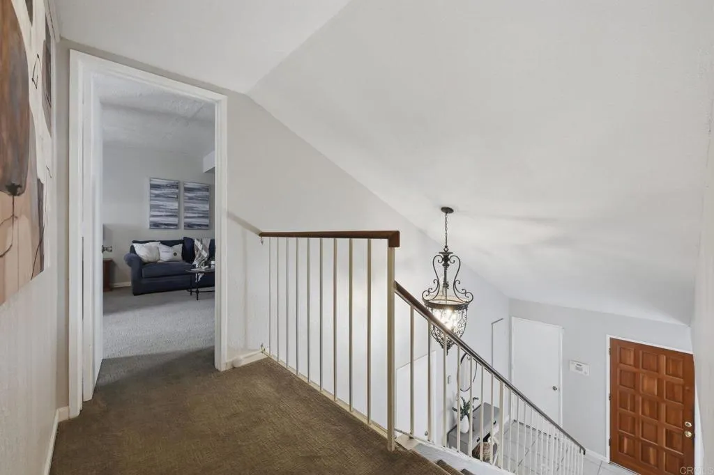 https://cdn.realtyfeed.com/cdn/127/307068914/994f5de88ab663f03e7122e8d5264f7f.webp