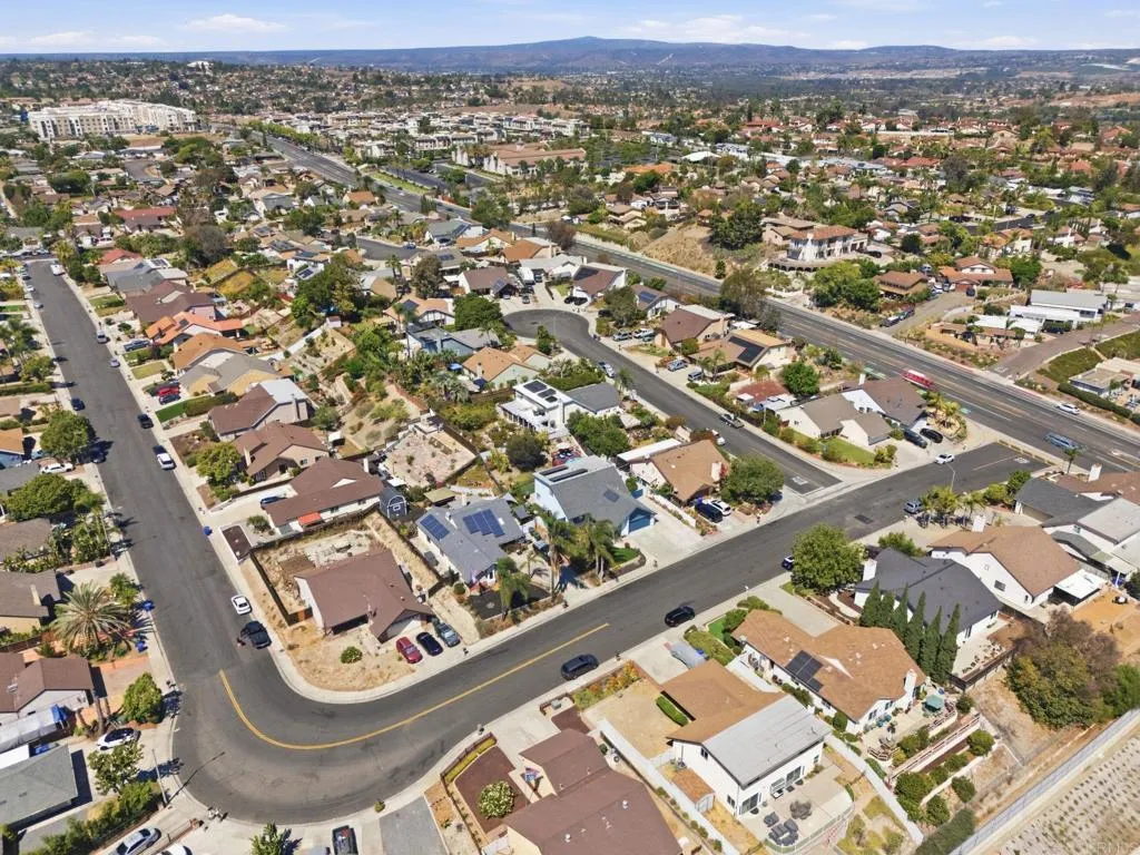 https://cdn.realtyfeed.com/cdn/127/307068914/a81ee403eb4008f74f63d877df561a9f.webp