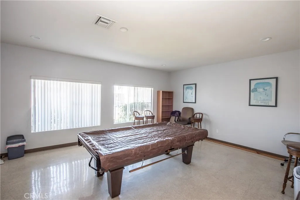 https://cdn.realtyfeed.com/cdn/127/307069031/65d7d5c753483804240ed967ede94338.webp