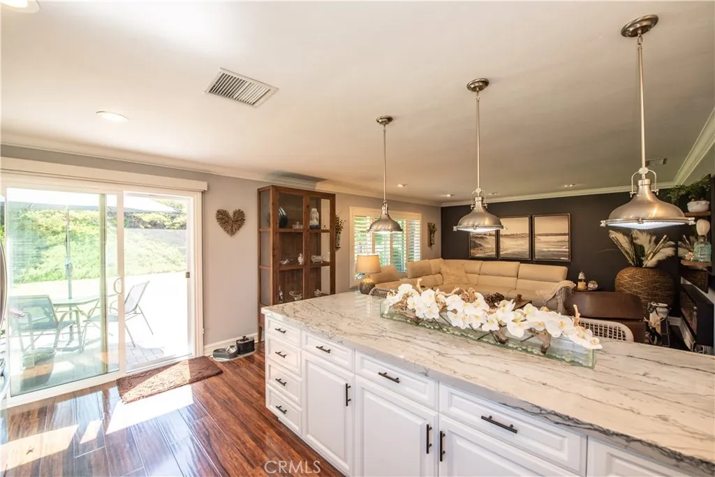https://cdn.realtyfeed.com/cdn/127/307069031/ddb25197eba1d96c9953815a9e2e8592.webp