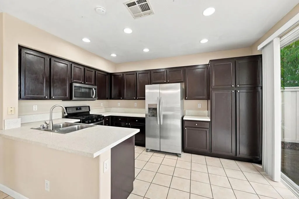 https://cdn.realtyfeed.com/cdn/127/307069032/462e9d459fa0389b02204da168aa8e3e.webp