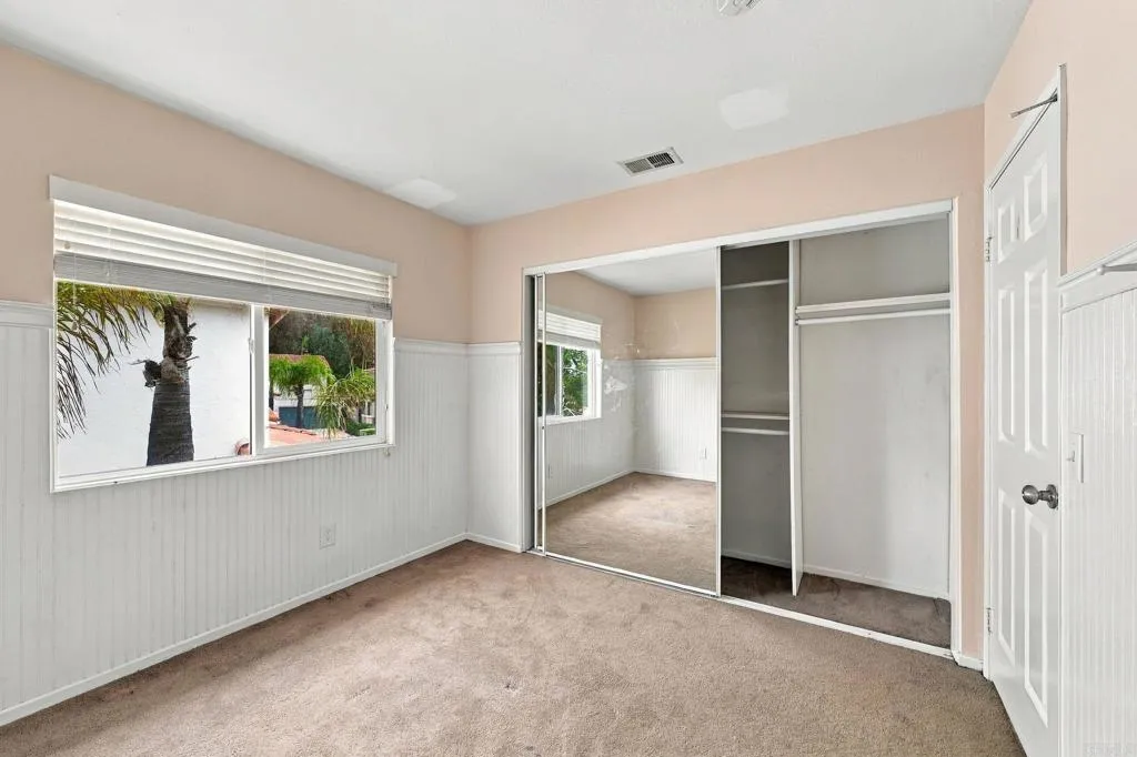 https://cdn.realtyfeed.com/cdn/127/307069032/ba76e13da341e2d2aea3185f3a4d38eb.webp