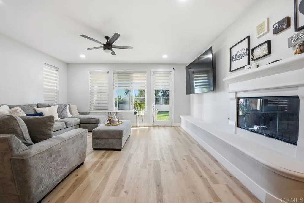 https://cdn.realtyfeed.com/cdn/127/307069037/3dda429aef8a6839bb61e136edbb6364.webp