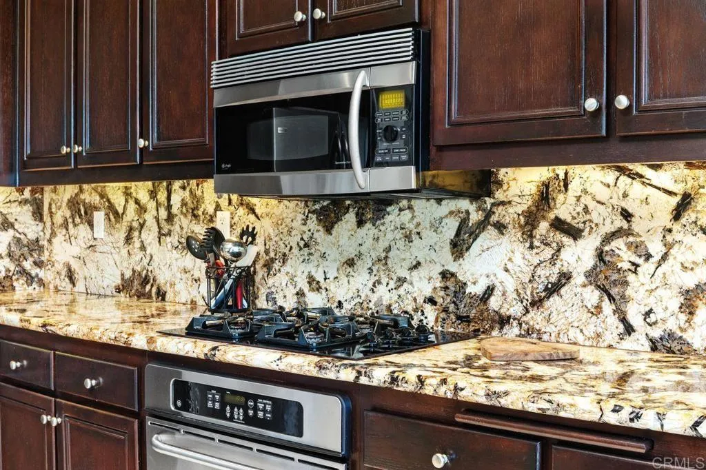 https://cdn.realtyfeed.com/cdn/127/307069116/03fe6dd672cbbccd77e39f6e2a9f30d2.webp