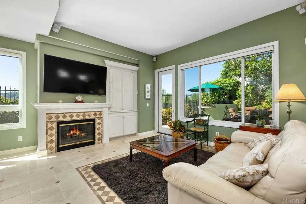 https://cdn.realtyfeed.com/cdn/127/307069116/0da7e6038ca1f01d821489f6098304ac.webp