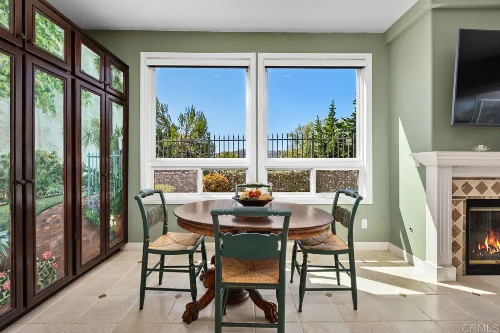 https://cdn.realtyfeed.com/cdn/127/307069116/1d854f9aa1c4d2350ab7b6a100b47be5.webp