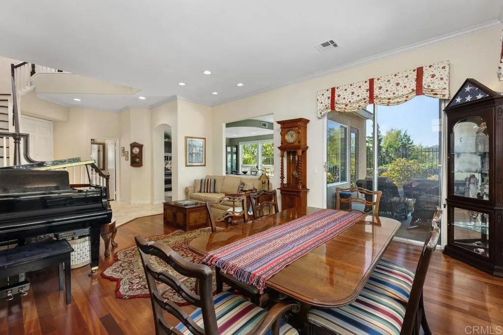 https://cdn.realtyfeed.com/cdn/127/307069116/4fe85e11cf986050ebbde941d58c4ba2.webp