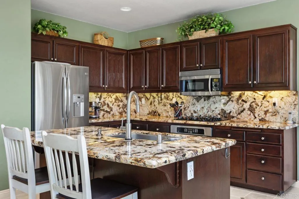 https://cdn.realtyfeed.com/cdn/127/307069116/614497ff9cf499016a123329dc518928.webp