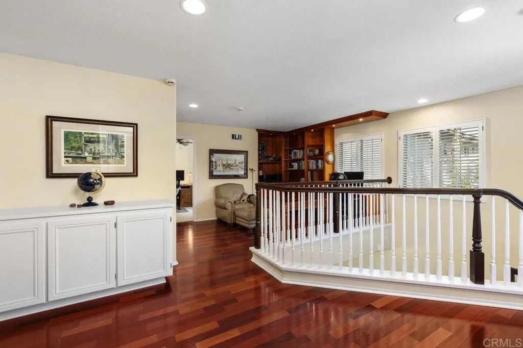 https://cdn.realtyfeed.com/cdn/127/307069116/7bf5a9460a427619cfb1dfed88b0a693.webp