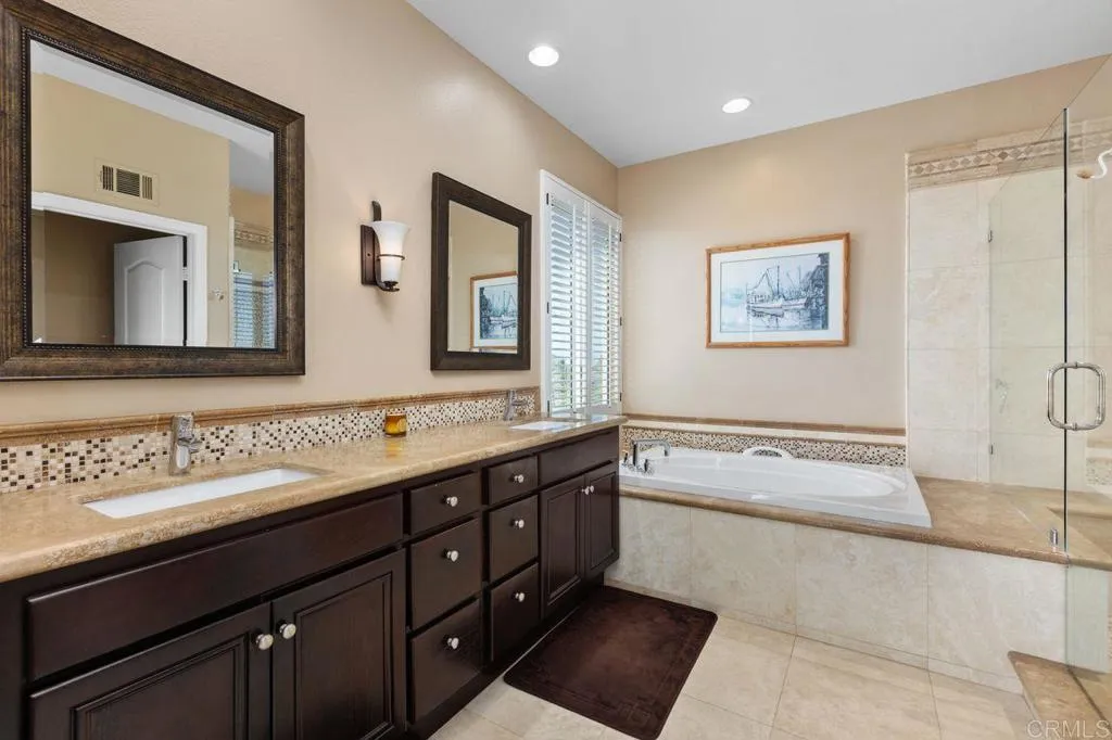 https://cdn.realtyfeed.com/cdn/127/307069116/c7a55bb7607cdcf4301fa5f0772abcc0.webp