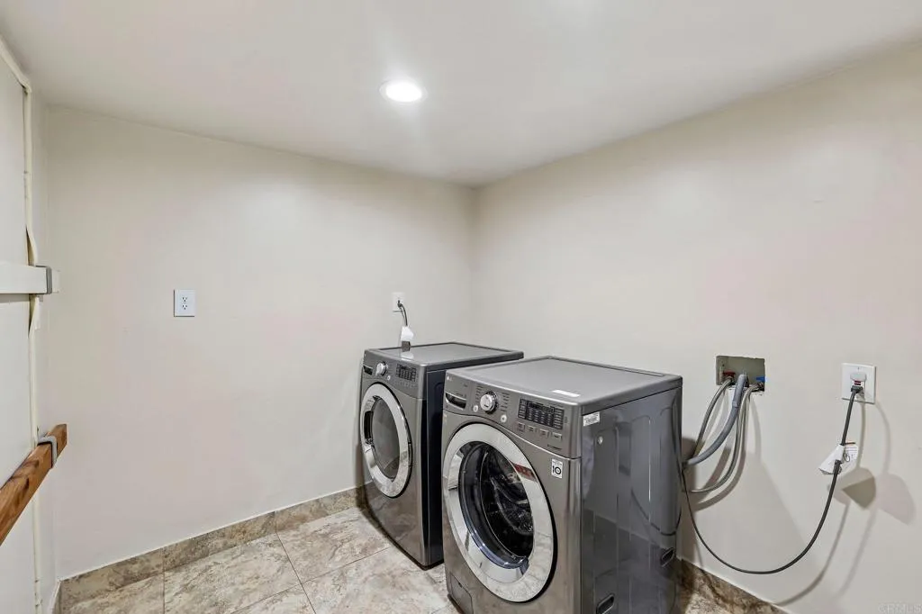 https://cdn.realtyfeed.com/cdn/127/307069179/27cd1db989a70db0280b2f7d68c7d70b.webp