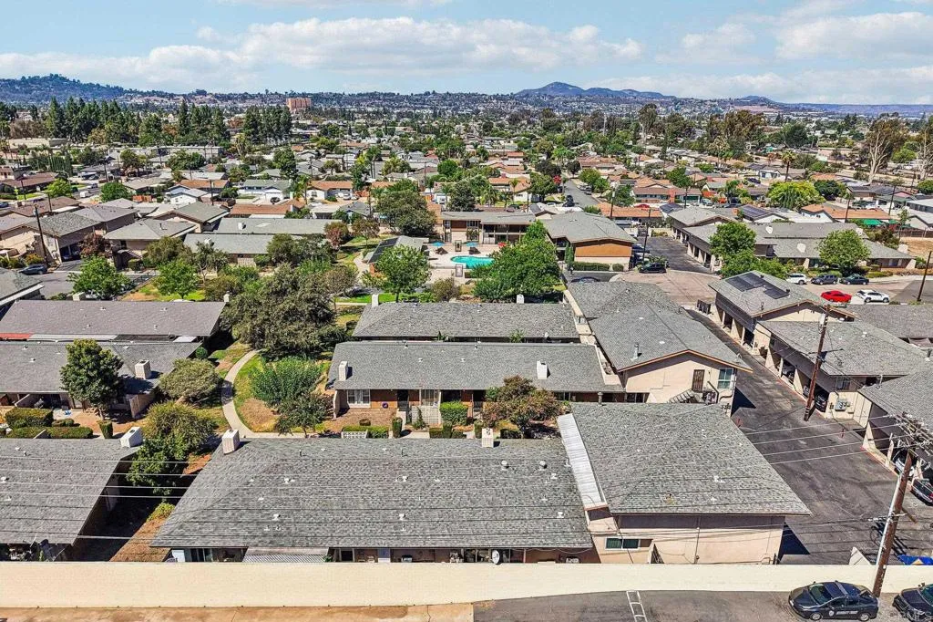 https://cdn.realtyfeed.com/cdn/127/307069179/51365348d867d4a27aa2fdc4517864fc.webp
