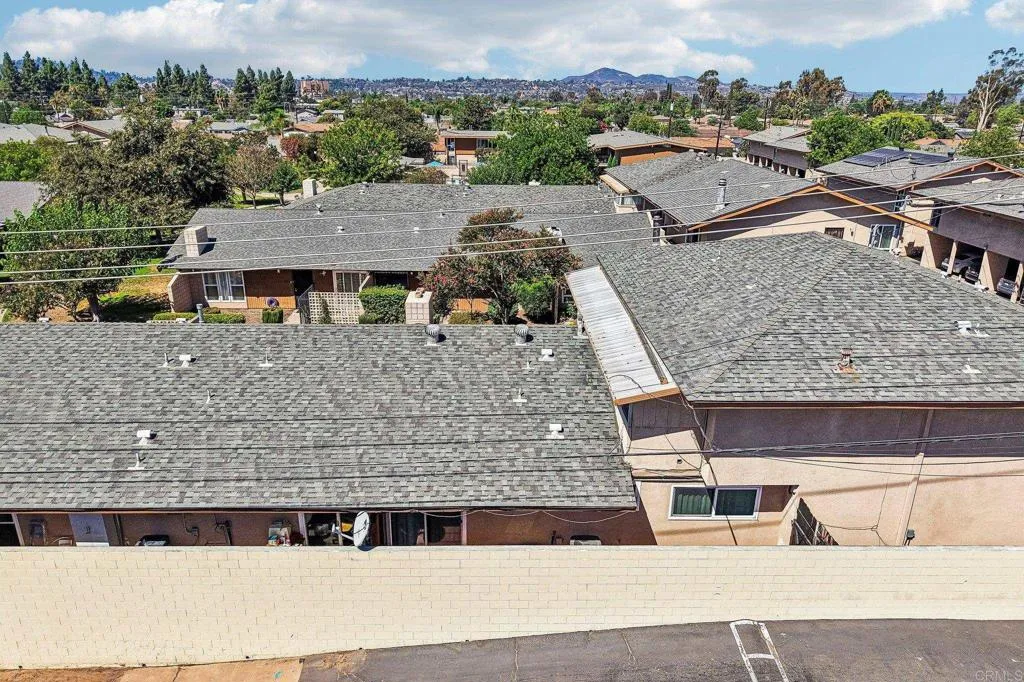 https://cdn.realtyfeed.com/cdn/127/307069179/51fa911dfb5f0422855be38cb5e3c89b.webp
