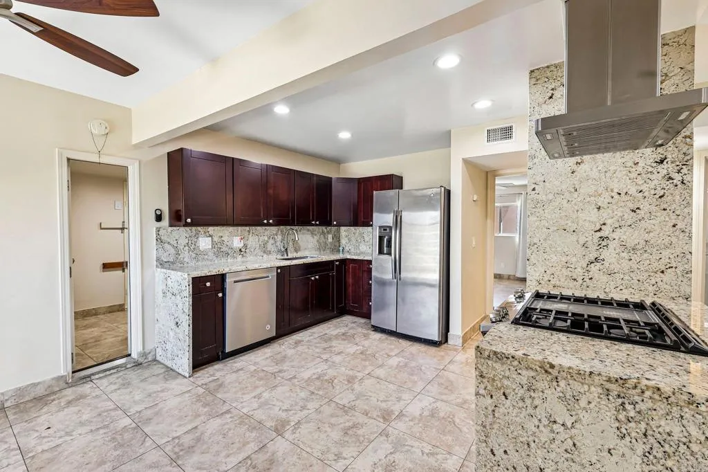 https://cdn.realtyfeed.com/cdn/127/307069179/98c0ee5c86a341c8728664cbd829477a.webp