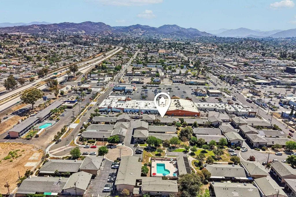 https://cdn.realtyfeed.com/cdn/127/307069179/9bf4cf8a52bd3c1048e3dcc442f15a8d.webp