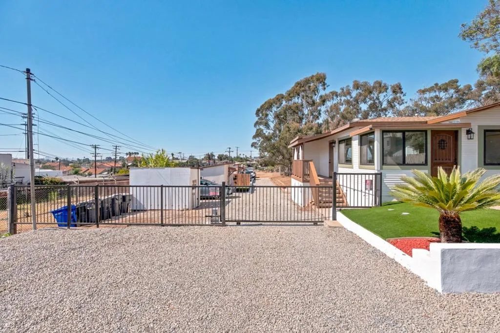 2641 E 18th Street, National City, CA 91950 - Photo 5 of 14, National City, CA