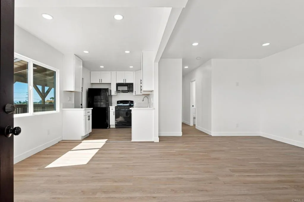 2645 E 18th Street, National City, CA 91950 - Photo 4 of 22, National City, CA
