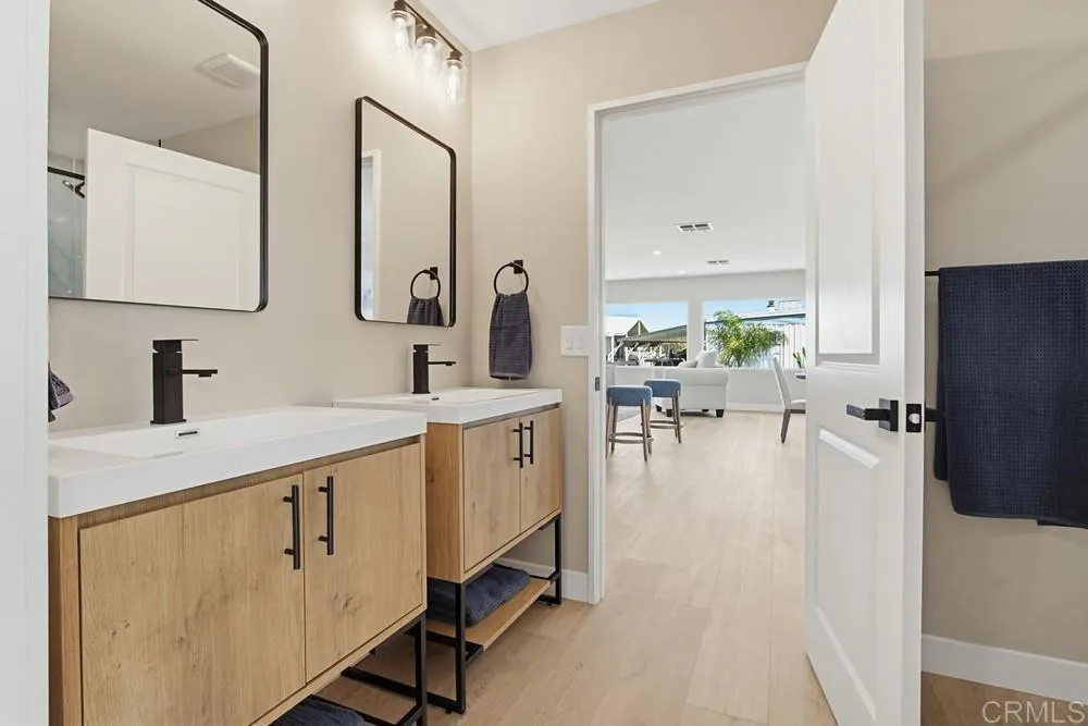https://cdn.realtyfeed.com/cdn/127/307069316/a2e2ce58e1bdc5b94ccdbb65ac8c5f3c.webp