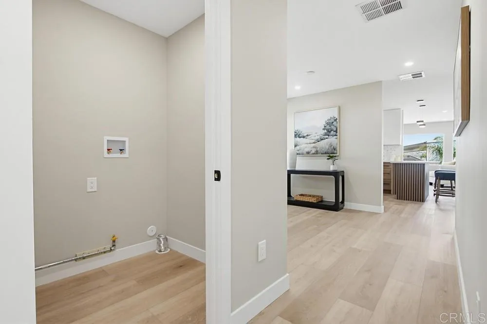 https://cdn.realtyfeed.com/cdn/127/307069316/edb39c6934b0bf0d98d31cb746b66532.webp