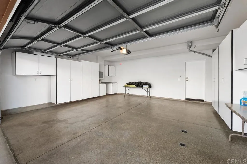 https://cdn.realtyfeed.com/cdn/127/307069335/2696932de47a6956c12ffae69eee2d39.webp