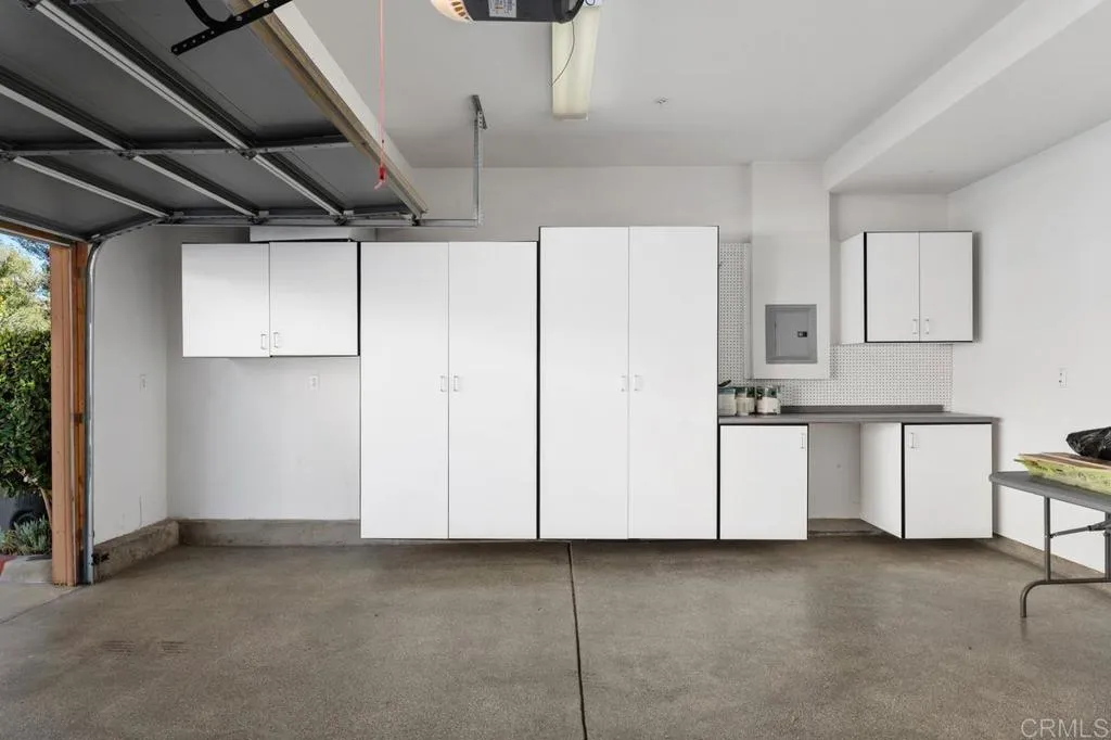 https://cdn.realtyfeed.com/cdn/127/307069335/42efca8adedd0596b00d54d2476d5726.webp
