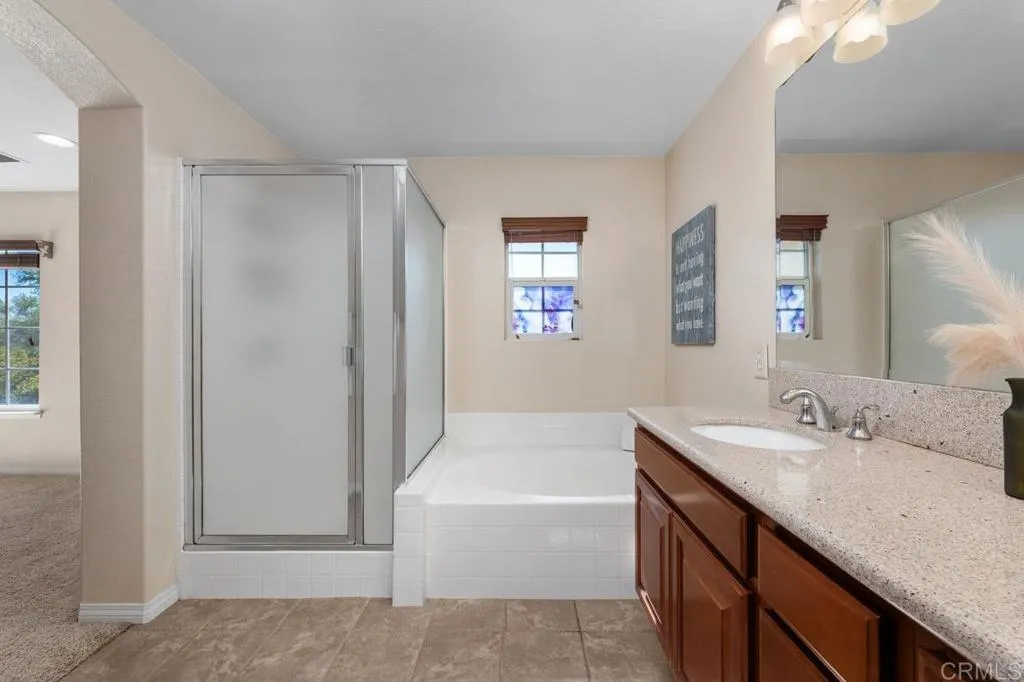 https://cdn.realtyfeed.com/cdn/127/307069335/637f4846987765b6f6c70538d46f9664.webp