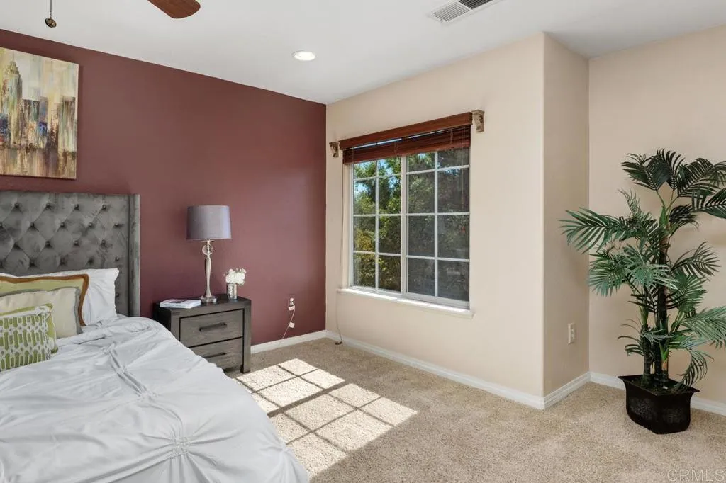 https://cdn.realtyfeed.com/cdn/127/307069335/a2acbcb2ddd0ccc4a5e4da479902bff0.webp