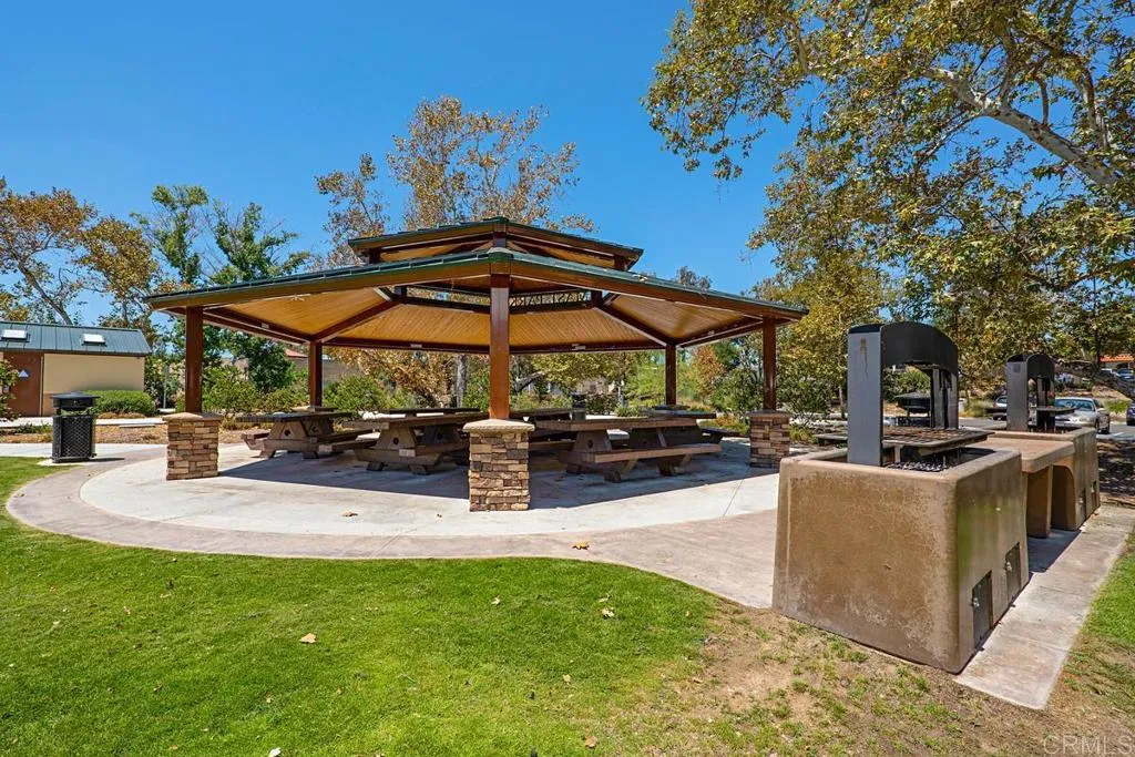 https://cdn.realtyfeed.com/cdn/127/307069335/fa7e98f9e8c722169ad050a3d6a58136.webp