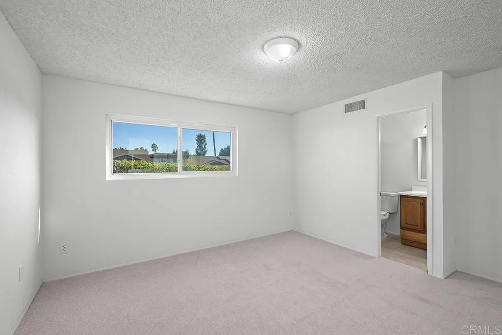 https://cdn.realtyfeed.com/cdn/127/307069339/e1fb3645bc07f7447a2f5120cc7cd6ed.webp