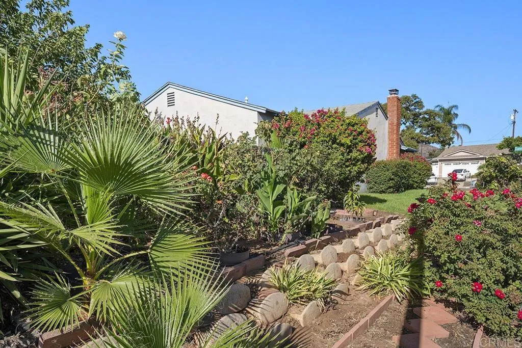 https://cdn.realtyfeed.com/cdn/127/307069339/ef32da2b7424456c1158d6c05c40b25f.webp
