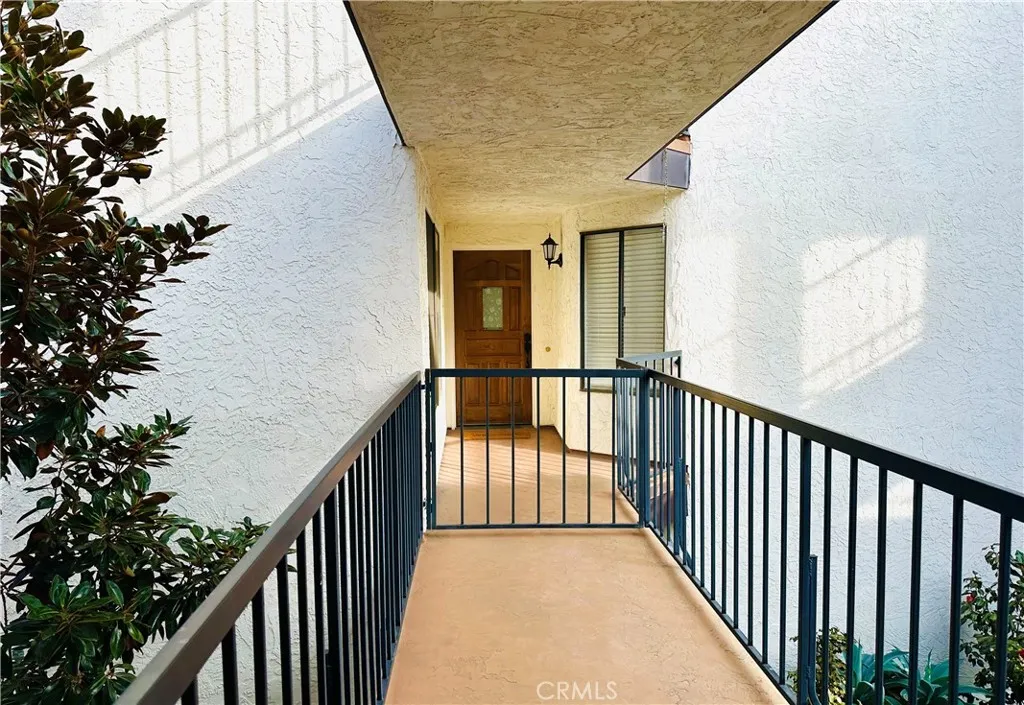 3525 Lebon Drive Unit 204, San Diego, CA 92122 - Photo 5 of 23, San Diego, CA