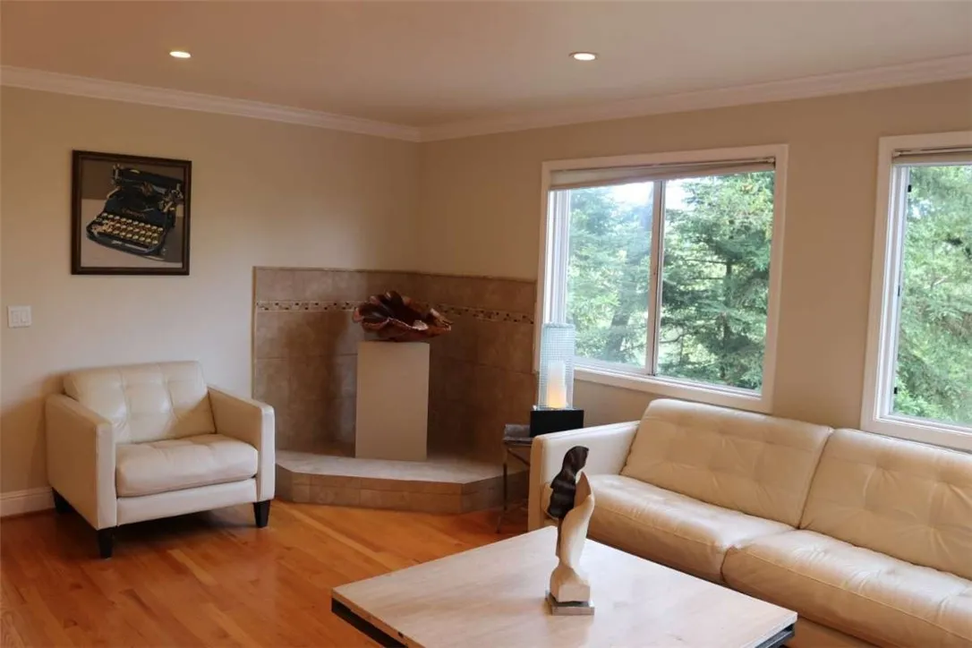 21670 Woolaroc Drive, Los Gatos, CA 95033 - Photo 3 of 35, Los Gatos, CA