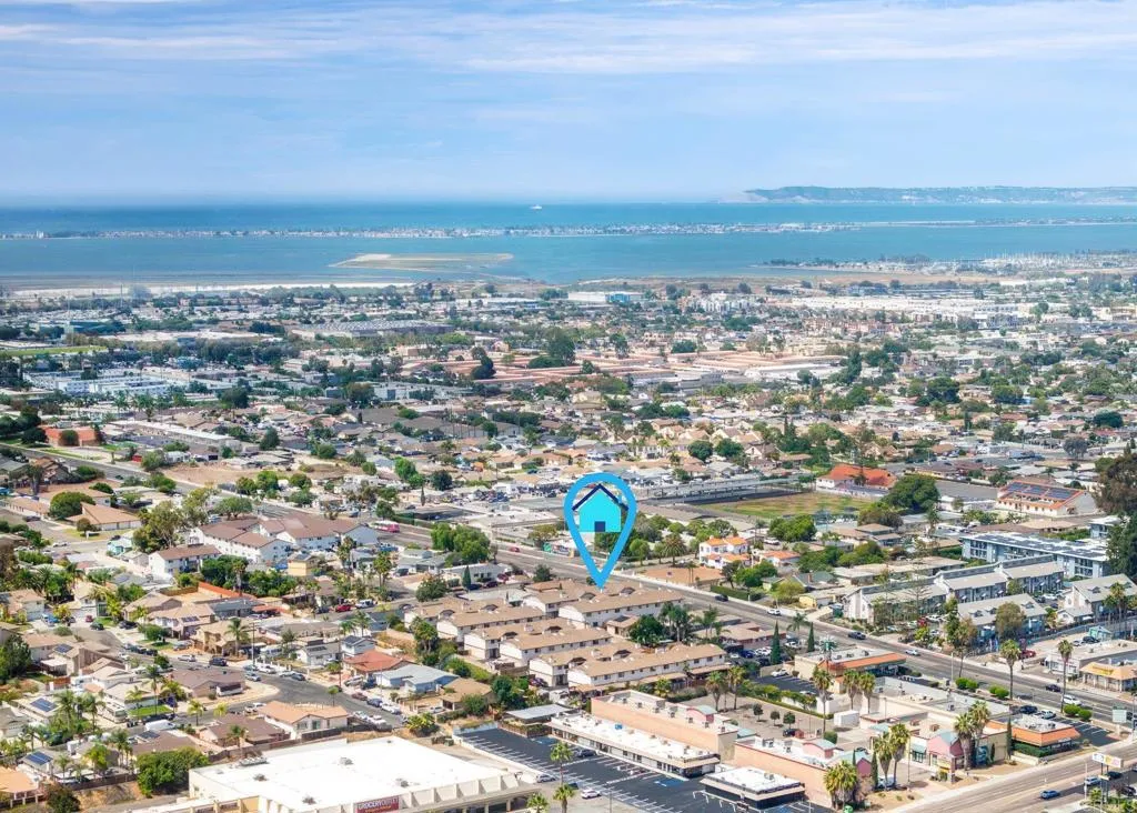 https://cdn.realtyfeed.com/cdn/127/307069394/1c66b57459a9c92dc262aa7d76b0f045.webp