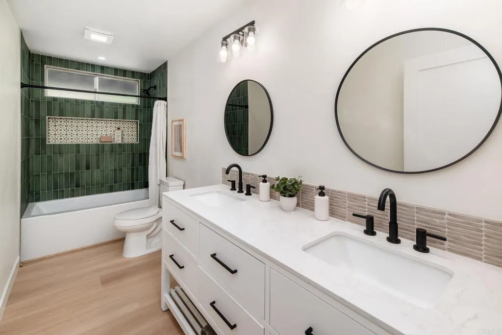 https://cdn.realtyfeed.com/cdn/127/307069425/2f5a802491f867d97e62760ec3bb9c87.webp