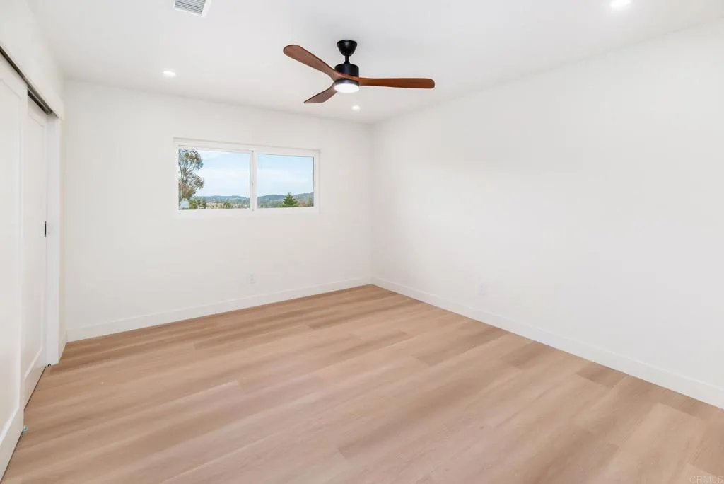https://cdn.realtyfeed.com/cdn/127/307069425/9d81da138e6f610d4bf53b36d8fb8ce2.webp