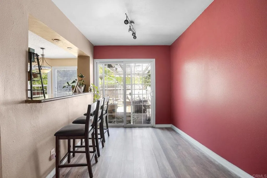 https://cdn.realtyfeed.com/cdn/127/307069442/ba192e62fe74bcecce05a2a319c6331f.webp