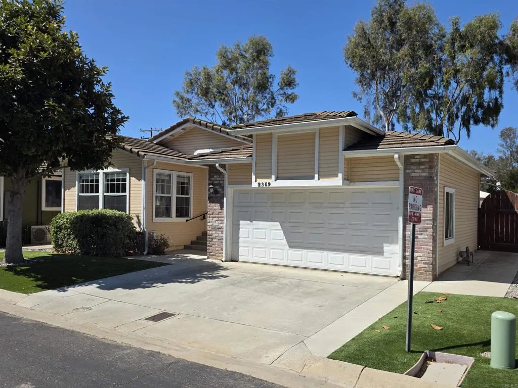 2359 Mapleleaf Drive, Vista, CA 92081 - Main photo, Vista, CA