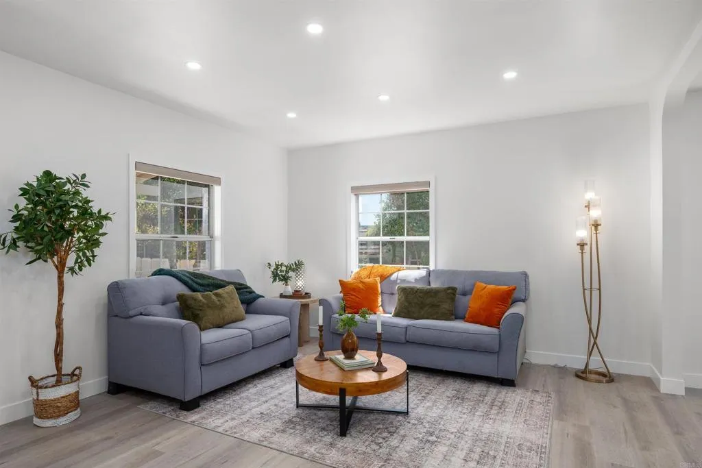 https://cdn.realtyfeed.com/cdn/127/307069462/1aed0b5386bfa9b6618fe3b5129dc643.webp