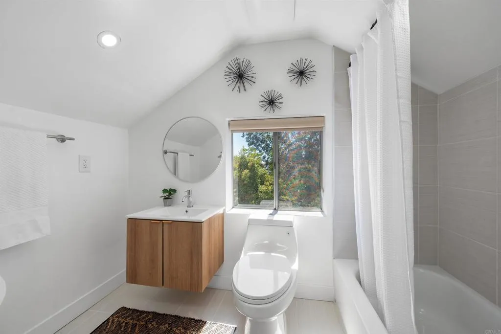 https://cdn.realtyfeed.com/cdn/127/307069462/6315cbb42fe1ec0e43835ed657600880.webp