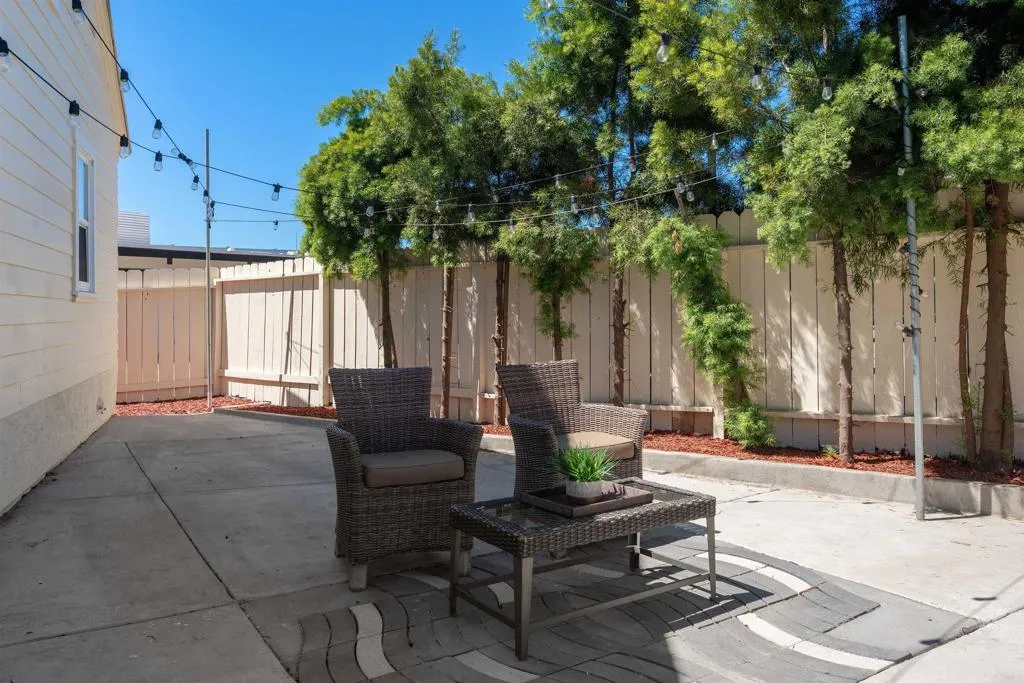 https://cdn.realtyfeed.com/cdn/127/307069462/f87cc7dda24c8744d27c2987aa988456.webp