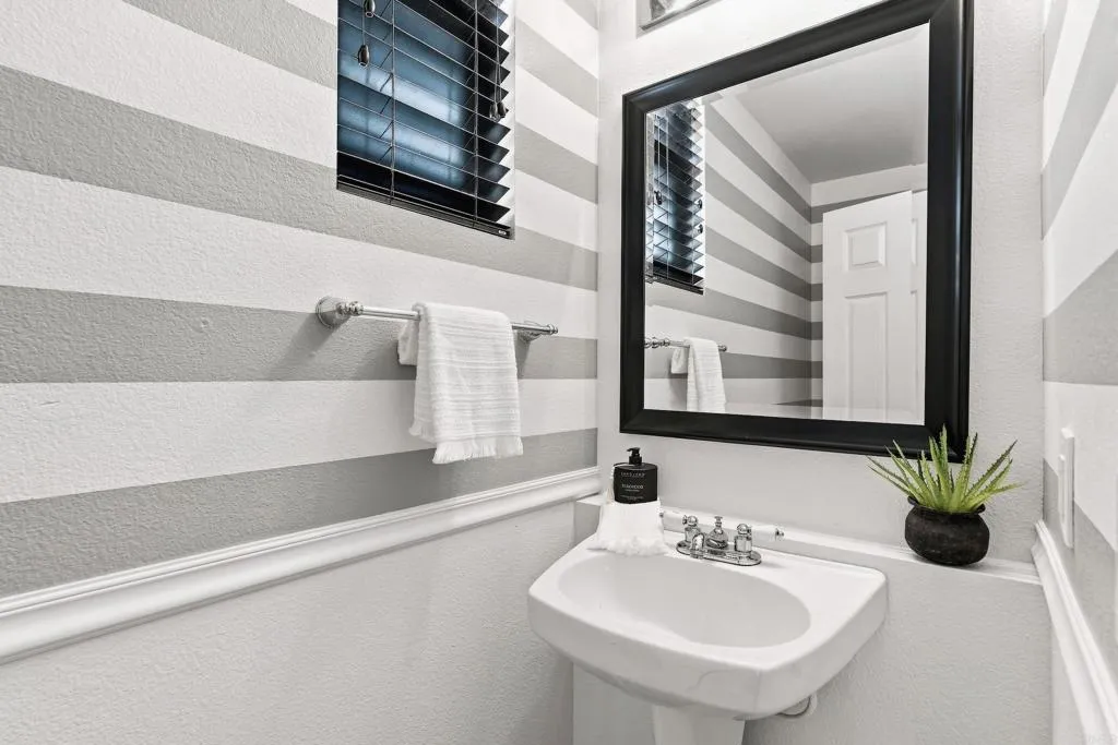 https://cdn.realtyfeed.com/cdn/127/307069499/14eb4af1405dd53b8b1d45f1cf8515bf.webp