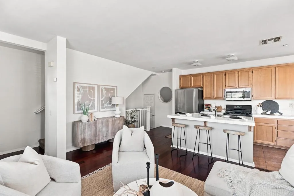 https://cdn.realtyfeed.com/cdn/127/307069499/32ad23389f15cbfec8c0cf185ee26acf.webp