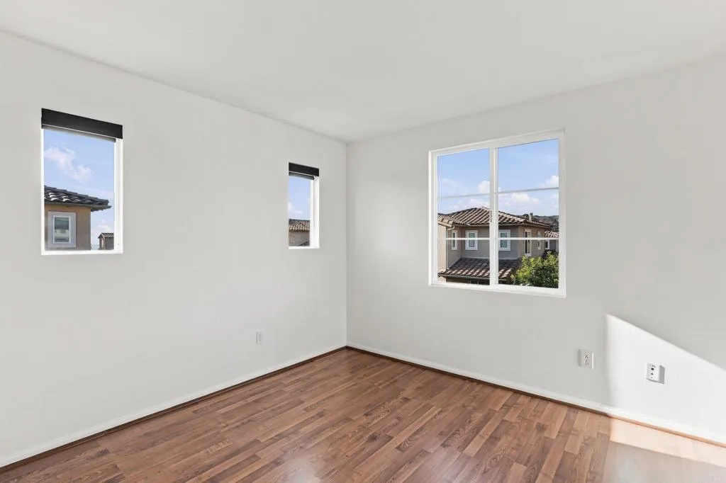https://cdn.realtyfeed.com/cdn/127/307069499/833f3f839dbdebd02abb3695640d4edb.webp