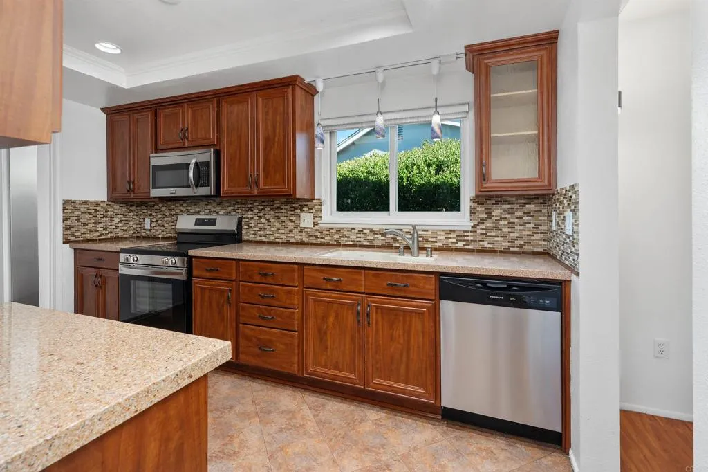 https://cdn.realtyfeed.com/cdn/127/307069523/b5bf35bdf6d91fbdaa6879ec2835b1fd.webp