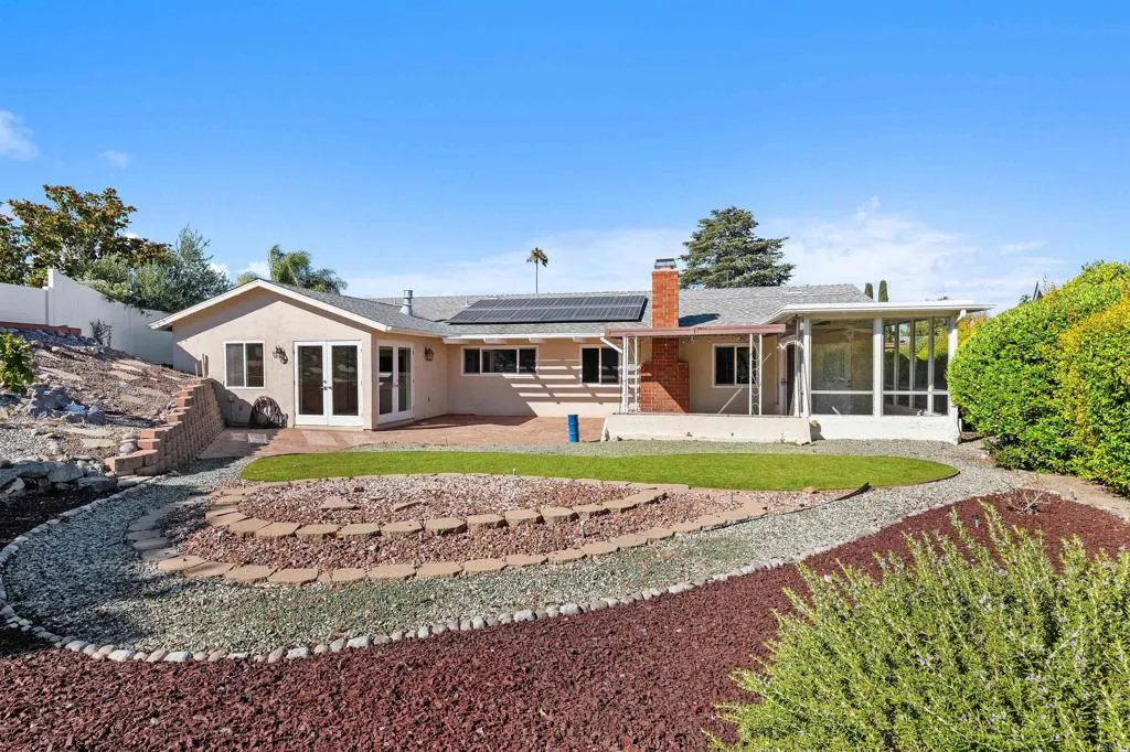 https://cdn.realtyfeed.com/cdn/127/307069523/e8c06f4c4dd1f09ef26211a38be90372.webp