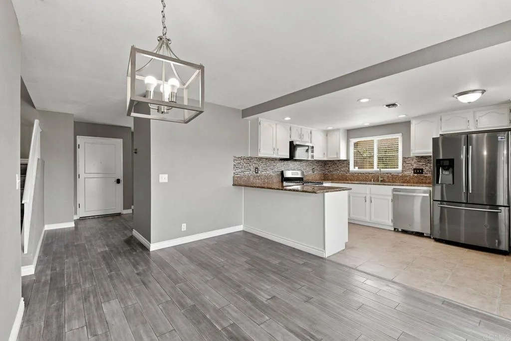 https://cdn.realtyfeed.com/cdn/127/307069557/0bb563931908dfd3389e551fac2af9bd.webp