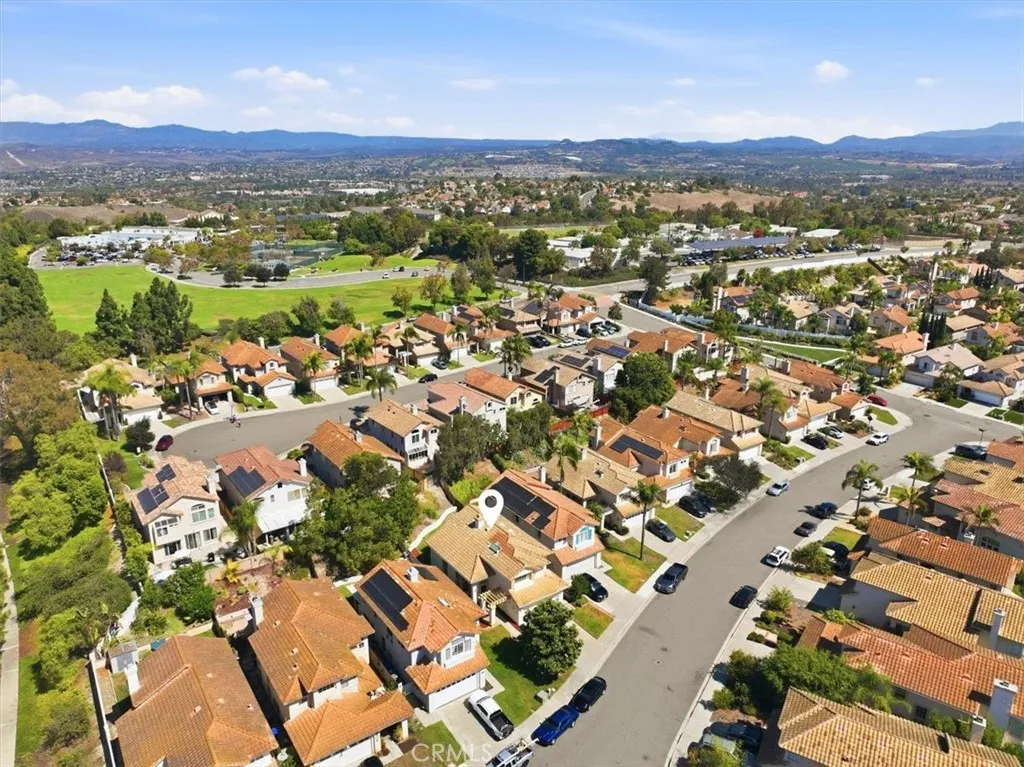 https://cdn.realtyfeed.com/cdn/127/307069565/1783d4aff6c97bce02d00985cea4bf47.webp
